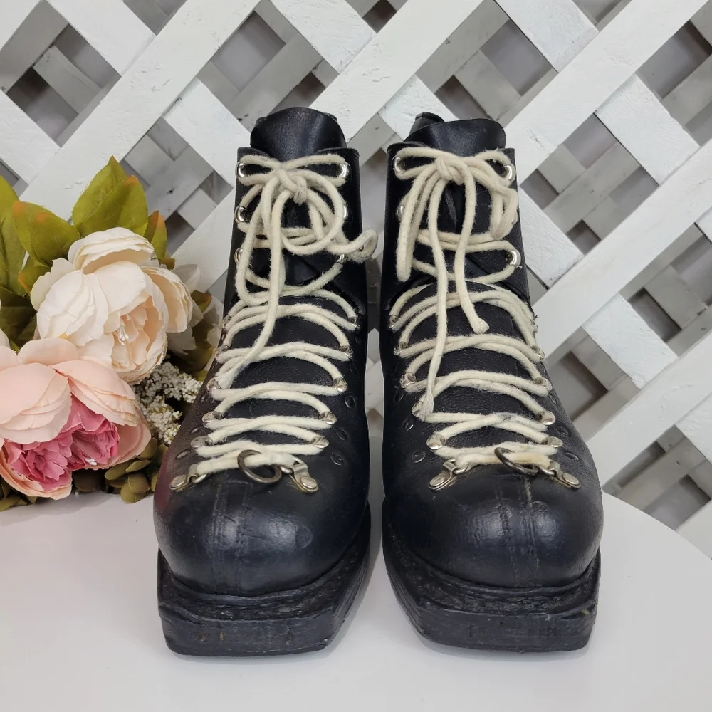 Vintage Garmisch Leather Cross Country Ski Boots Made in Germany Size 9